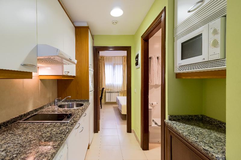 Apartamentos Silken Playa De Toró - Oda
