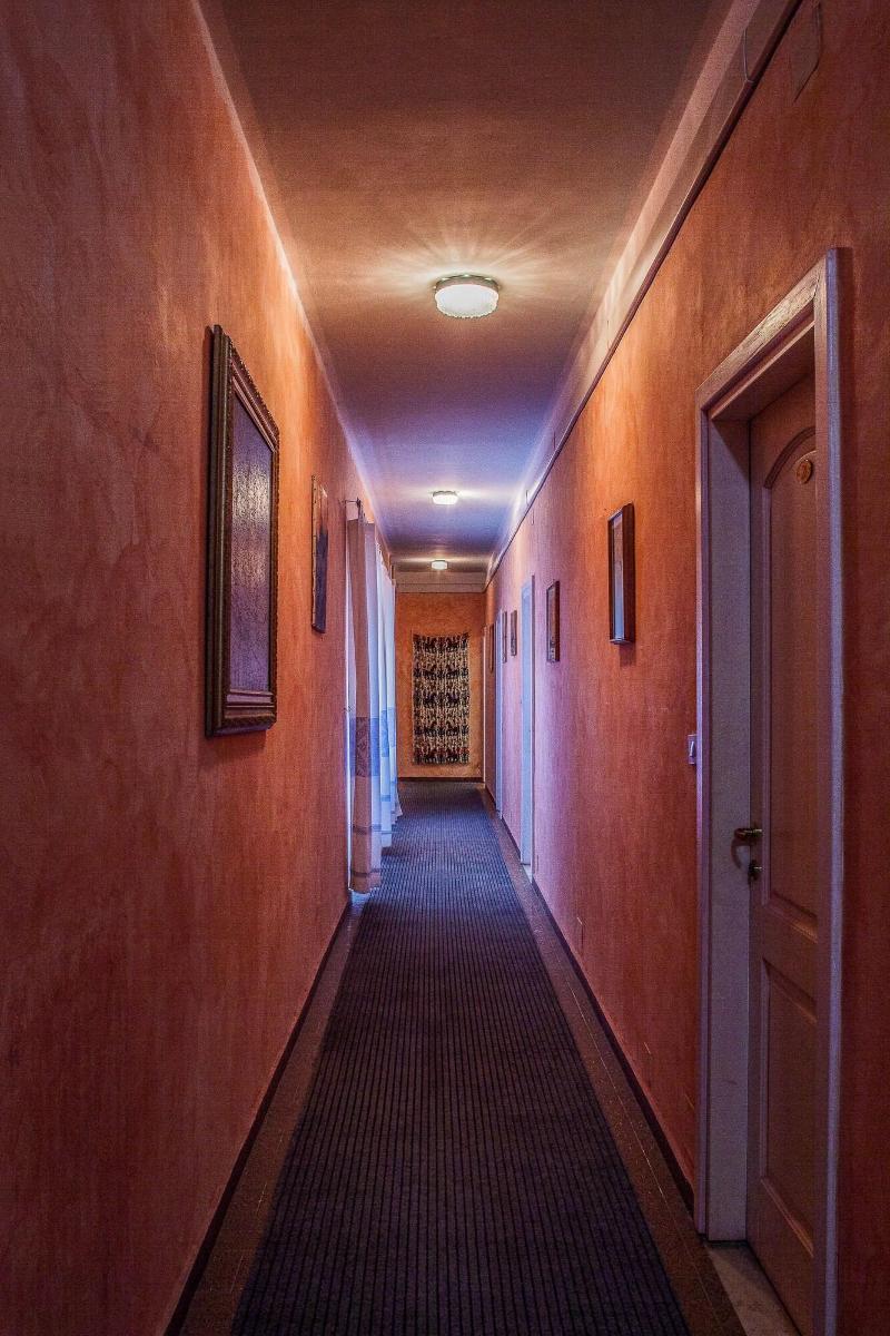 Hotel Sandalyon - Lobi