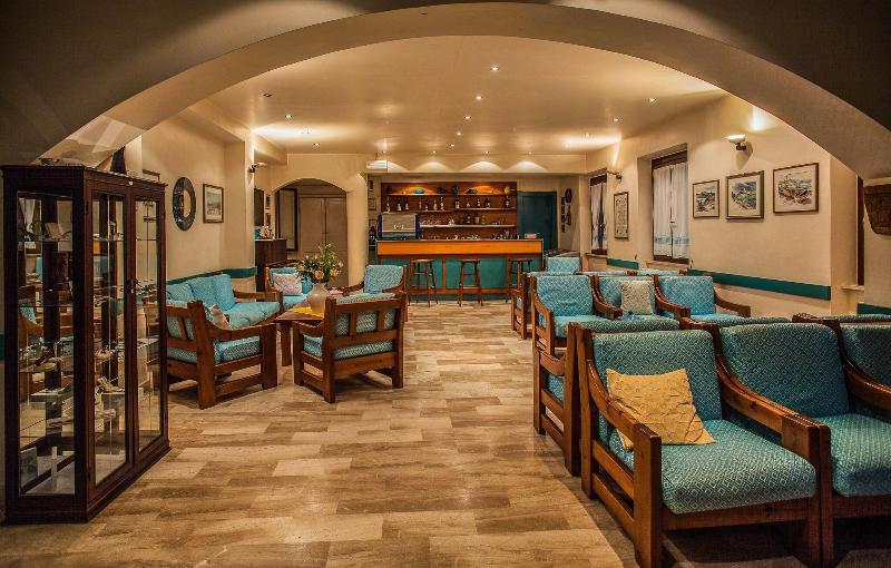 Hotel Sandalyon - Lobi