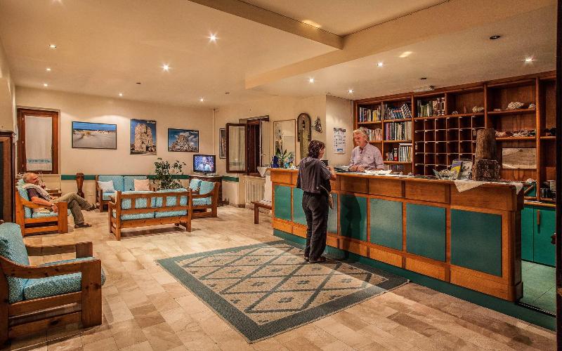Hotel Sandalyon - Lobi