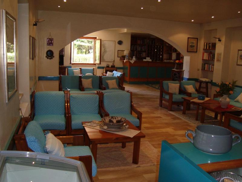 Hotel Sandalyon - Lobi
