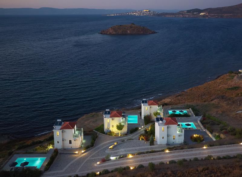 Eleia Seafront Villas - Oda