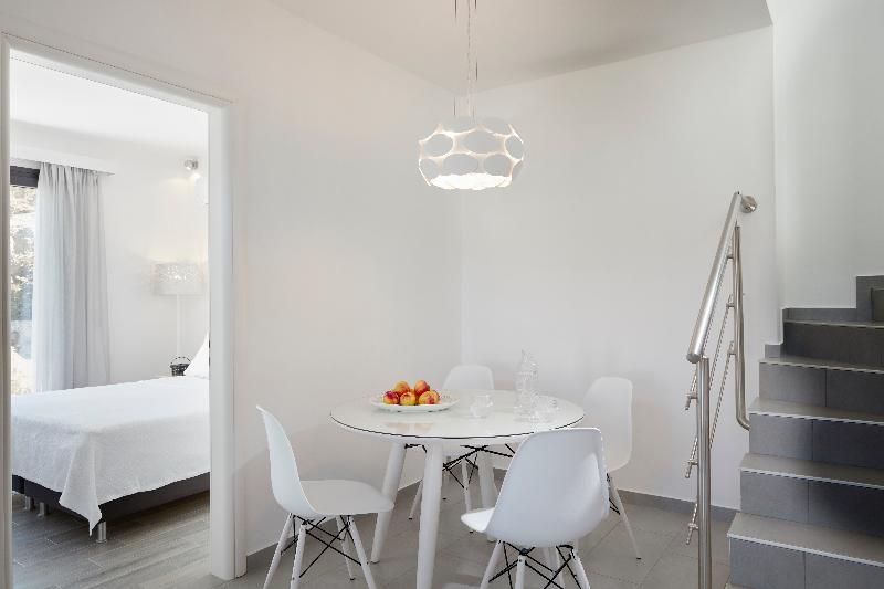 Eleia Seafront Villas - Oda
