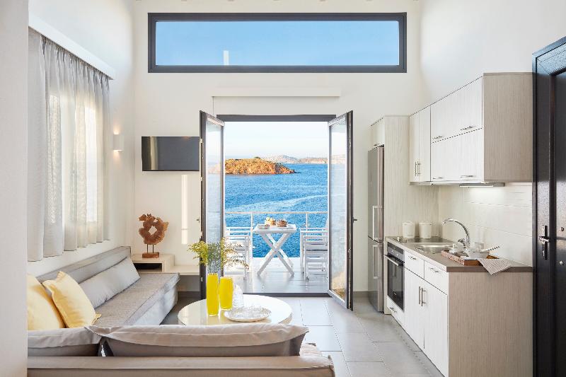 Eleia Seafront Villas - Oda