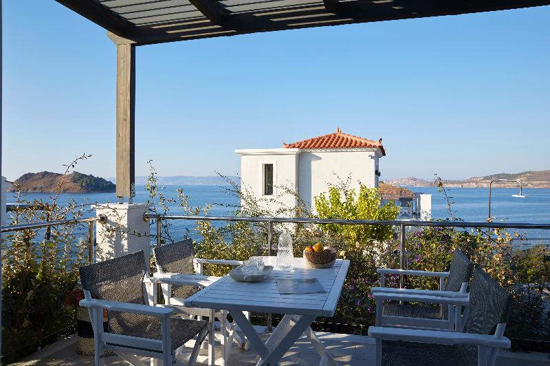 Eleia Seafront Villas - Oda