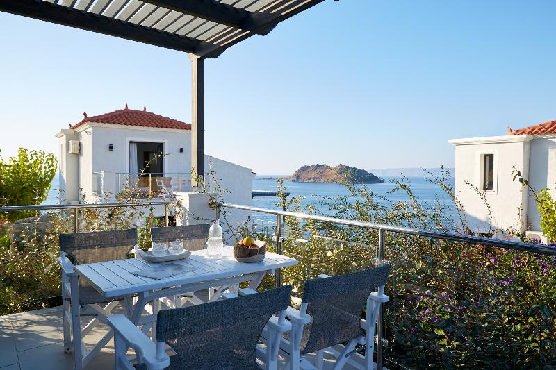 Eleia Seafront Villas - Oda
