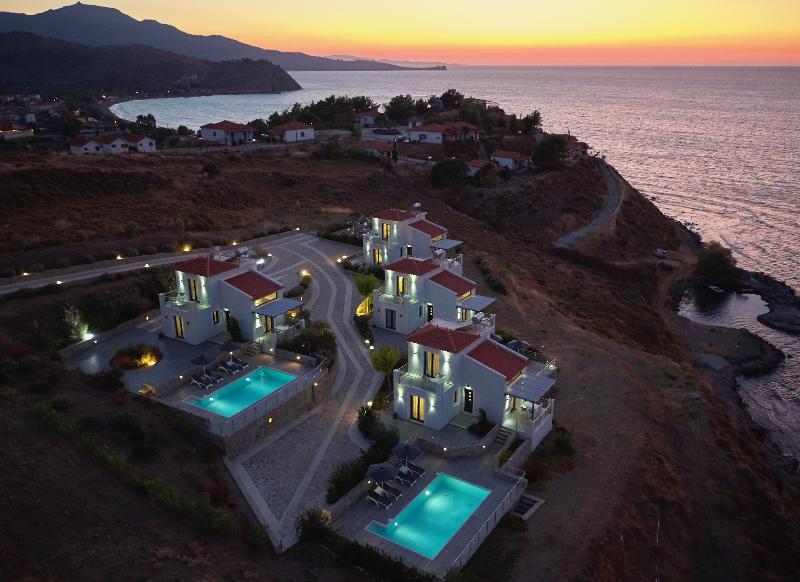 Eleia Seafront Villas - Oda