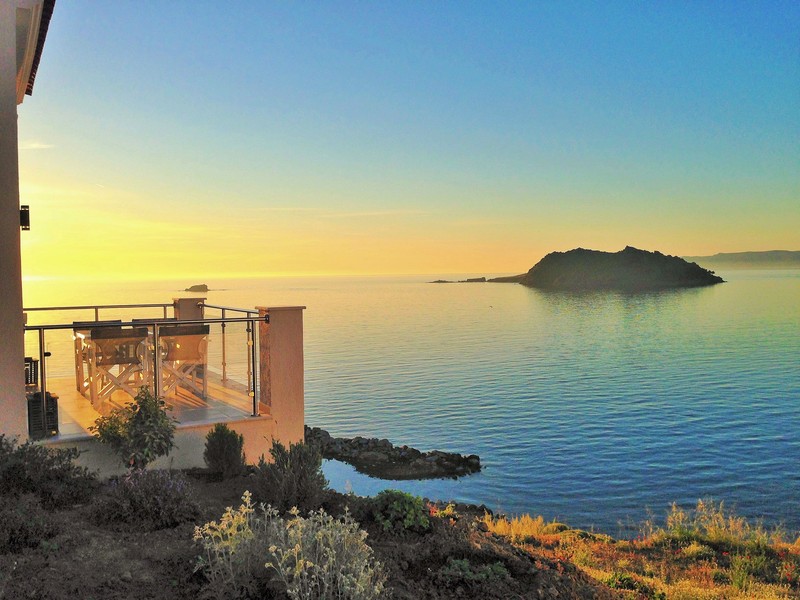 Eleia Seafront Villas - Teras