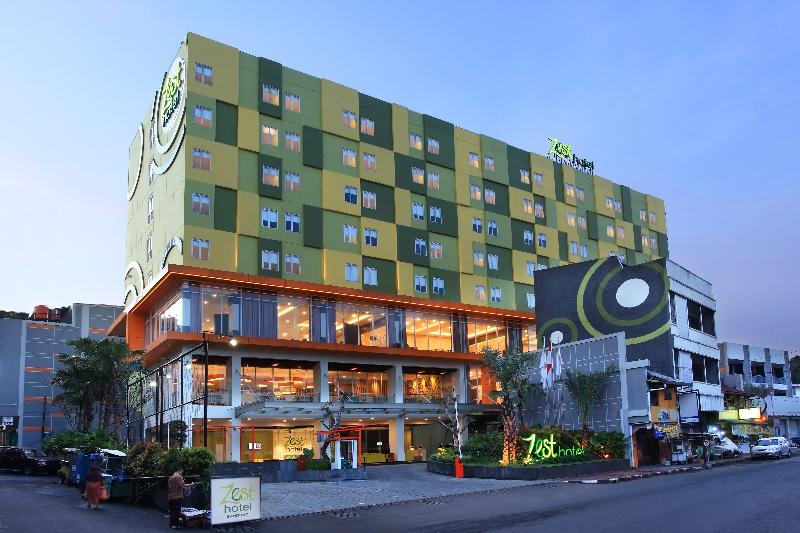 Zest Hotel Sukajadi Bandung - Genel