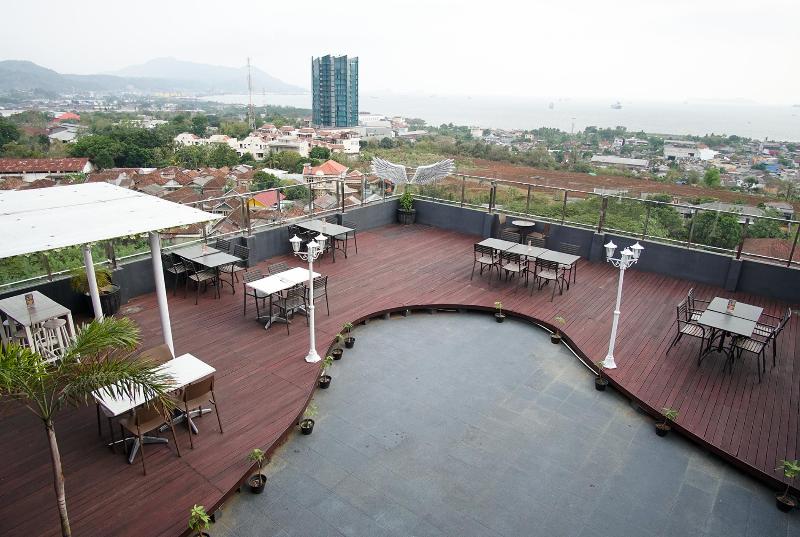 Aston Lampung City Hotel - Genel