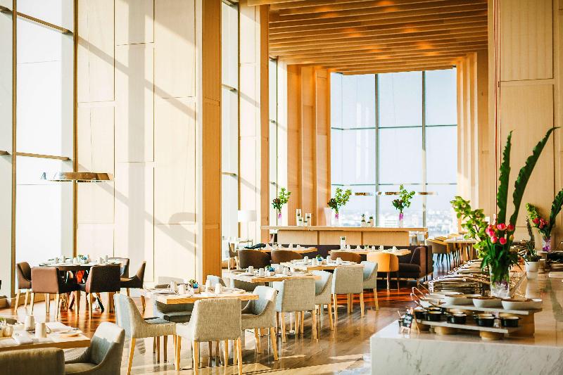 Avani+ Riverside Bangkok Hotel - Restoran