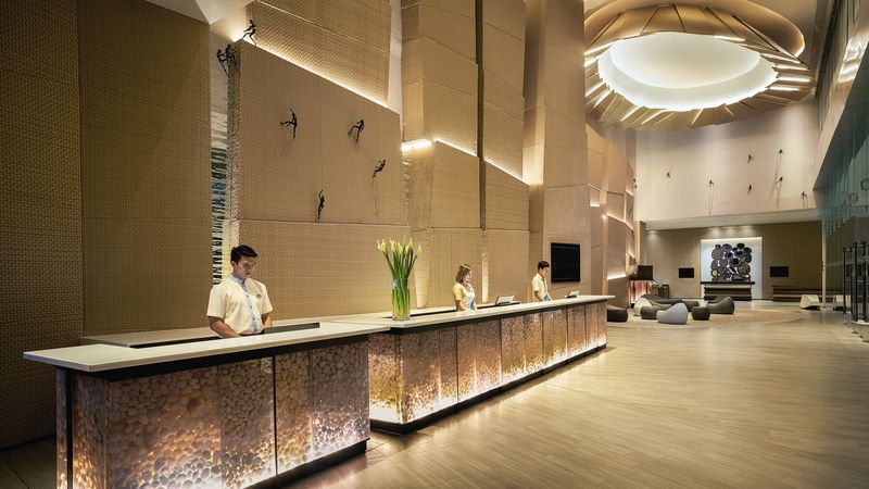 Movenpick Siam Hotel Na Jomtien Pattaya - Lobi