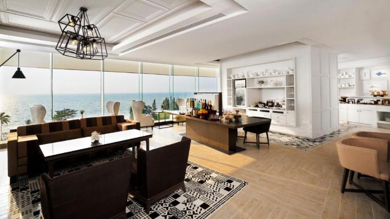 Movenpick Siam Hotel Na Jomtien Pattaya - Oda