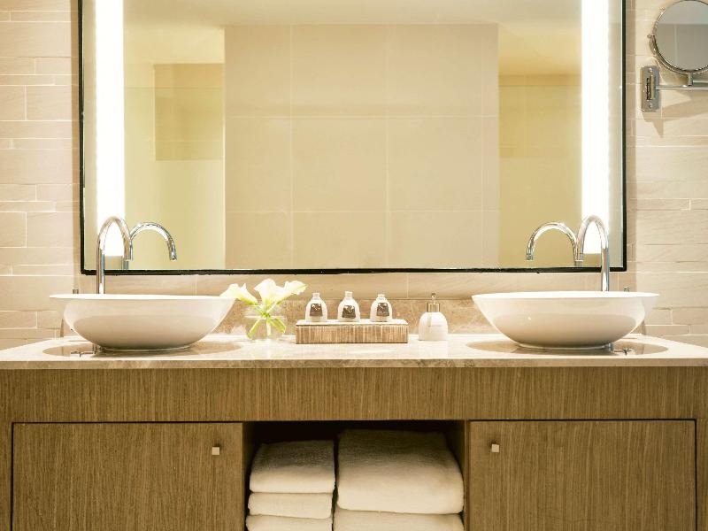 Movenpick Siam Hotel Na Jomtien Pattaya - Oda