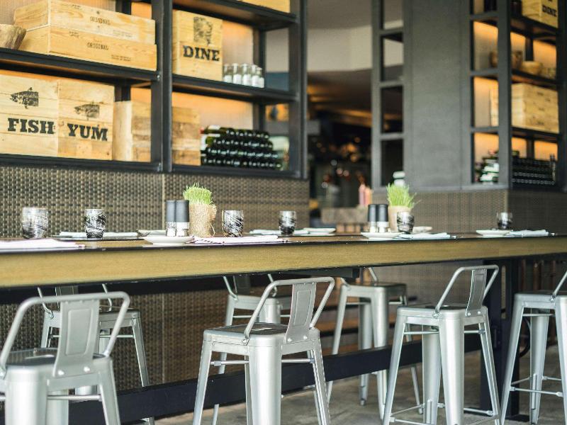 Movenpick Siam Hotel Na Jomtien Pattaya - Restoran