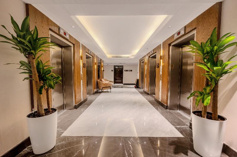 Maysan Al Harithia Hotel - Lobi