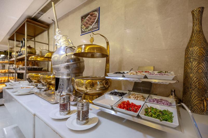 Maysan Al Harithia Hotel - Restoran