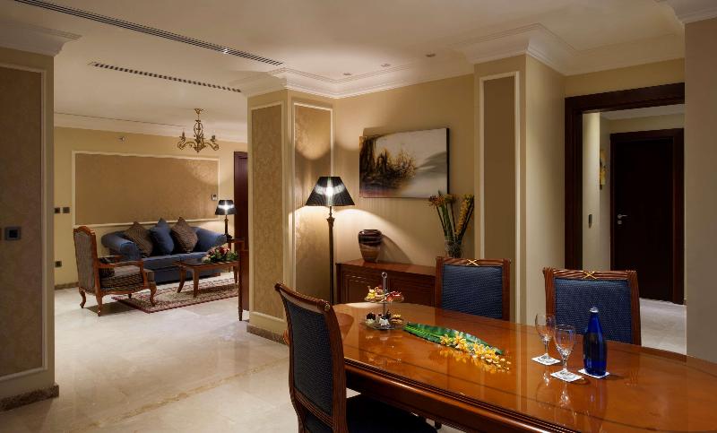 Radisson Blu Dhahran - Oda