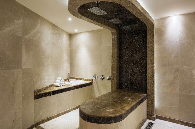 Radisson Blu Dhahran - Oda