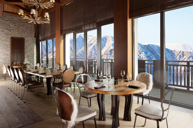 Autograph Collection Park Chalet Shahdag - Lobi