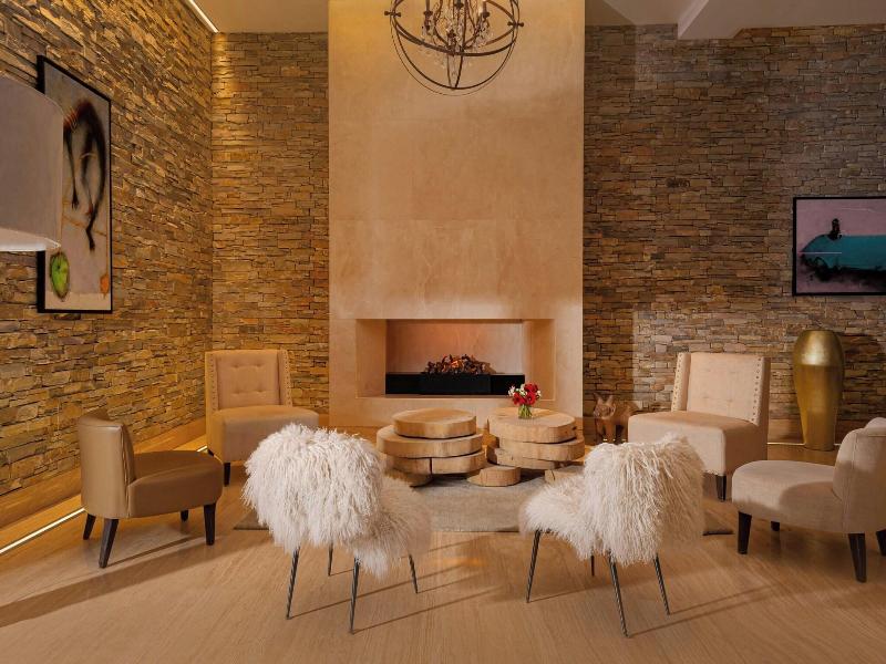 Autograph Collection Park Chalet Shahdag - Lobi
