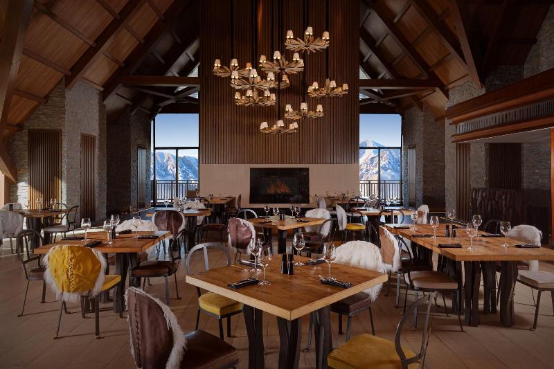 Autograph Collection Park Chalet Shahdag - Lobi
