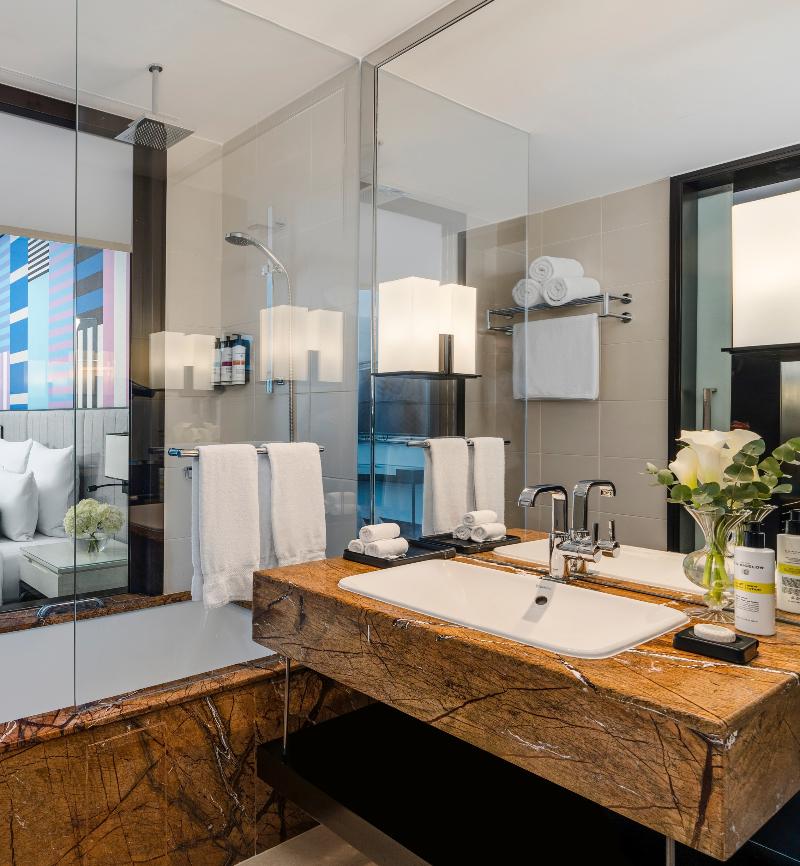 Pullman Dubai Downtown - Oda