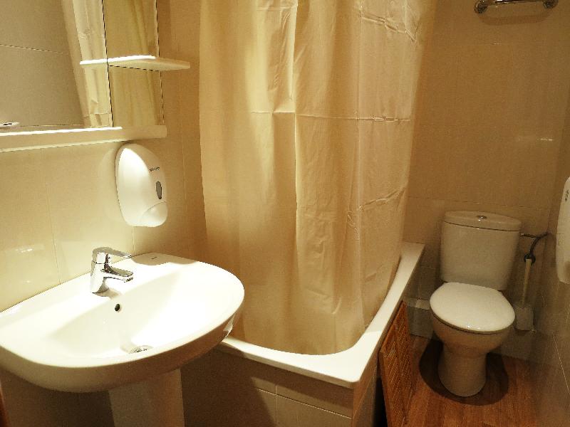 Hostal Balmes Centro - Oda