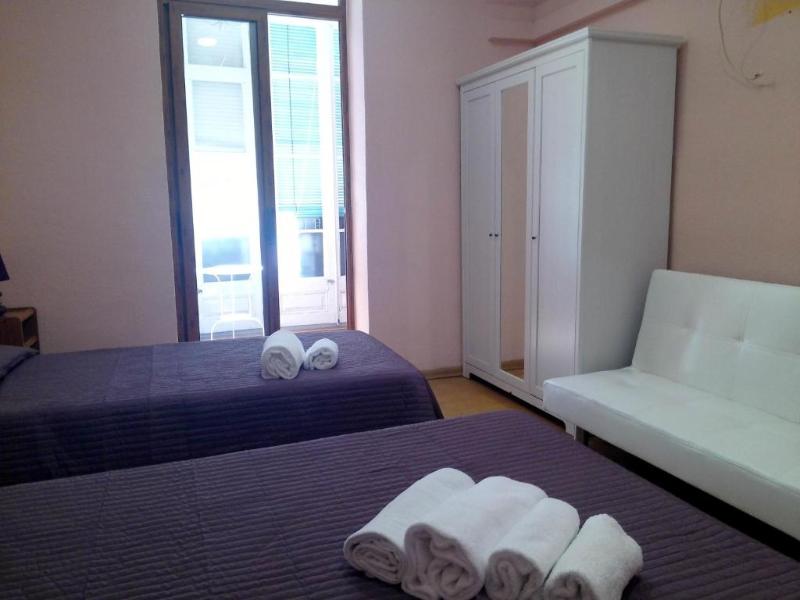 Hostal Balmes Centro - Oda