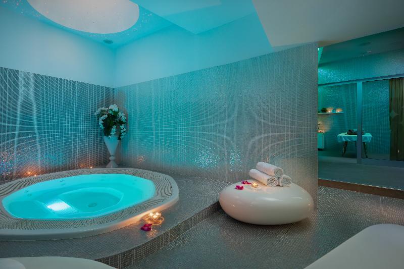 Hotel Luxe - Aktivite