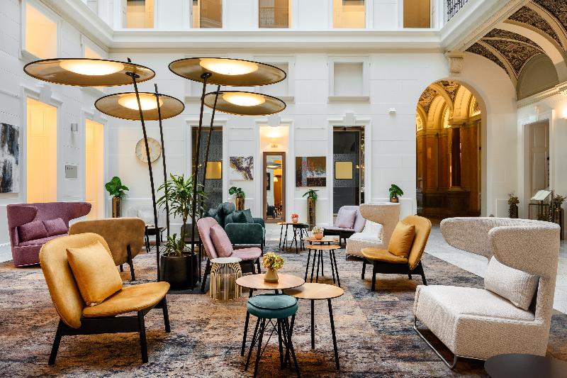 Hotel Moments Budapest by Continental Group - Lobi