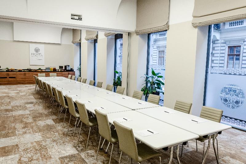 Hotel Moments Budapest by Continental Group - Toplantı