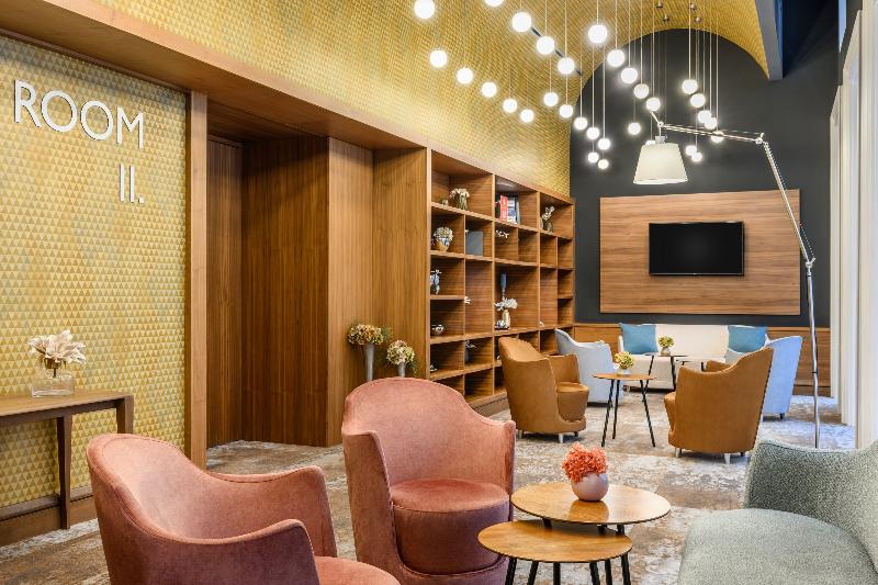 Hotel Moments Budapest by Continental Group - Genel