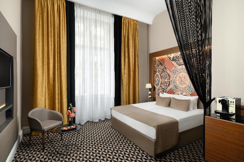 Hotel Moments Budapest by Continental Group - Oda