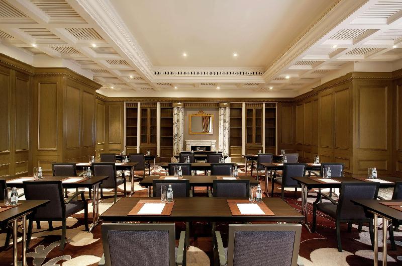 Al Habtoor Palace - Toplantı