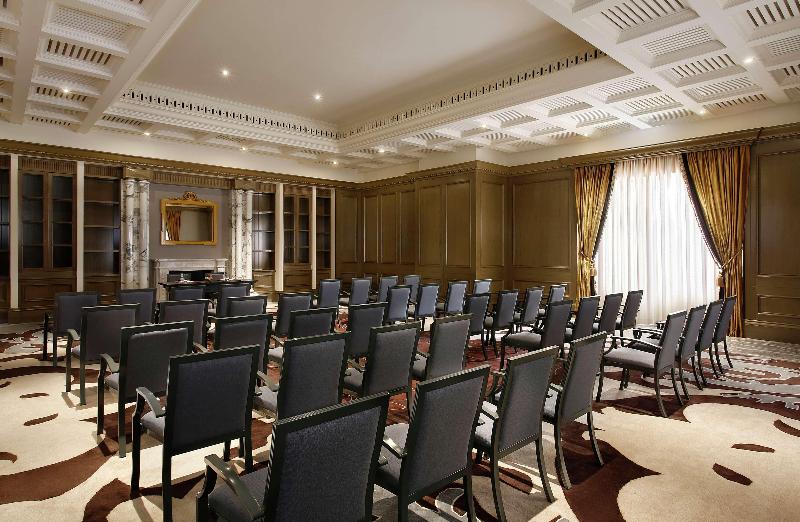 Al Habtoor Palace - Toplantı