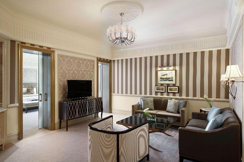 Al Habtoor Palace - Oda