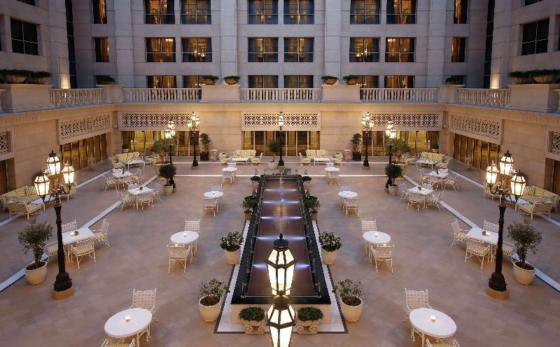 Al Habtoor Palace - Restoran