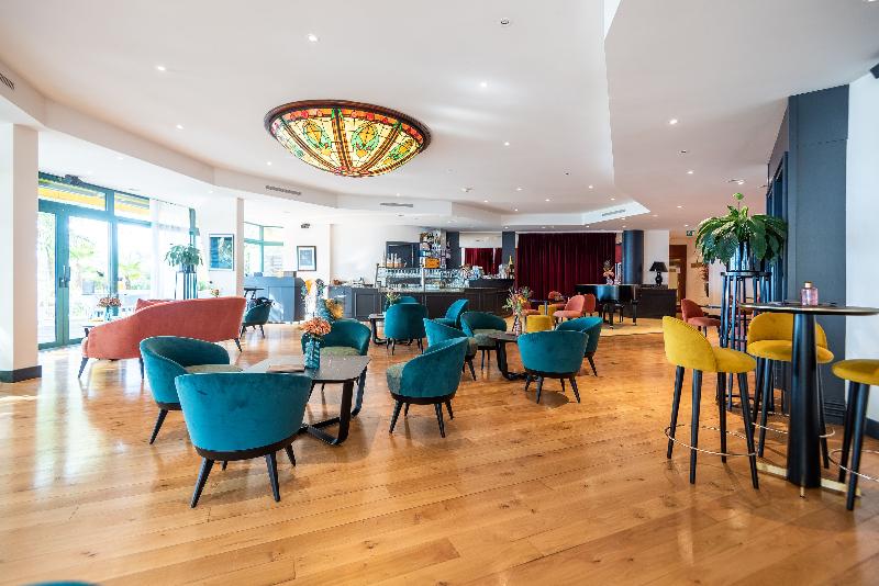 Royal Plaza Montreux - Bar