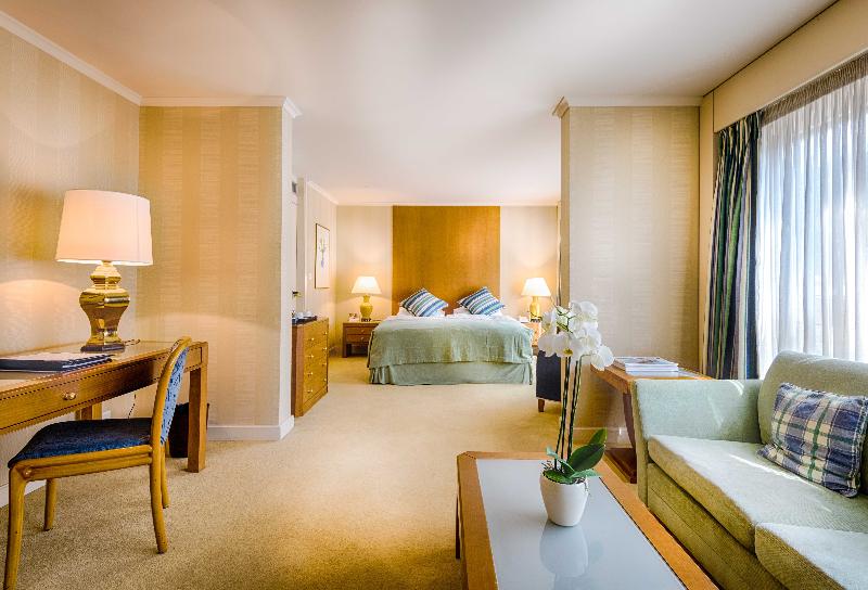 Royal Plaza Montreux - Oda