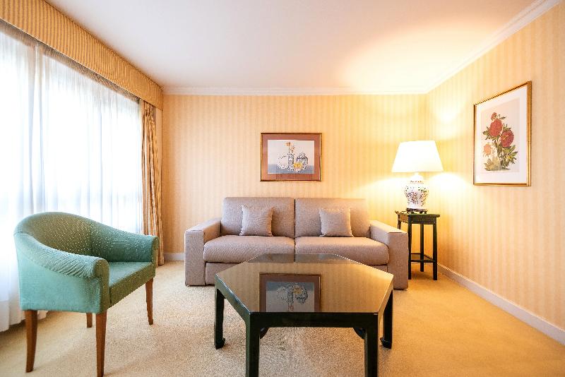 Royal Plaza Montreux - Oda