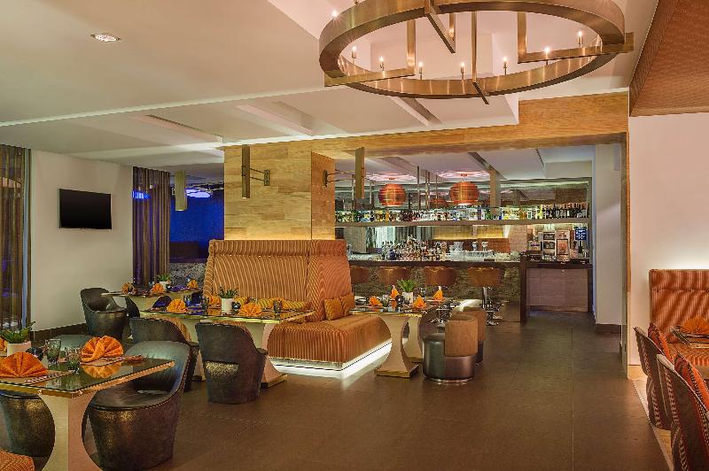 Hilton Dead Sea Resort & Spa - Bar