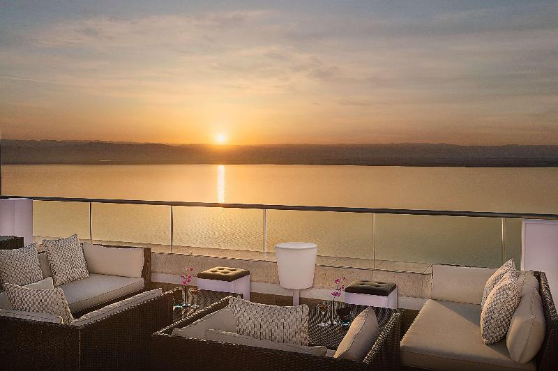 Hilton Dead Sea Resort & Spa - Bar