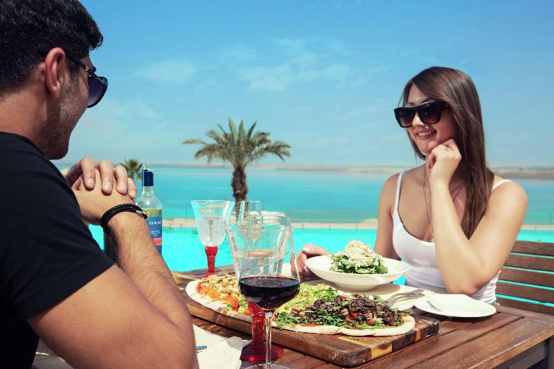 Hilton Dead Sea Resort & Spa - Restoran