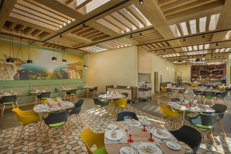 Hilton Dead Sea Resort & Spa - Restoran