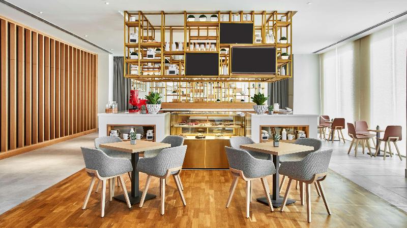 Hilton Garden Inn Hotel Mall Avenue - Restoran