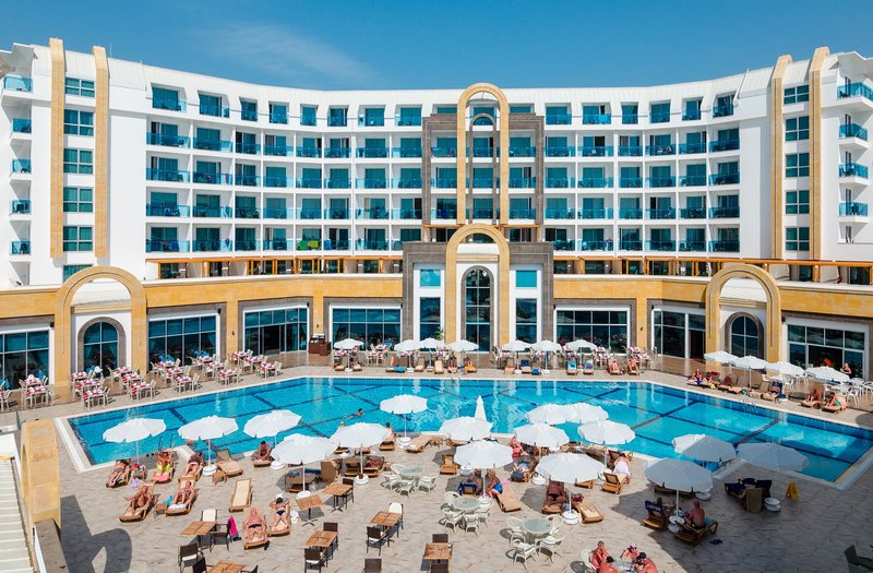 The Lumos Deluxe Resort Hotel & Spa - Teras