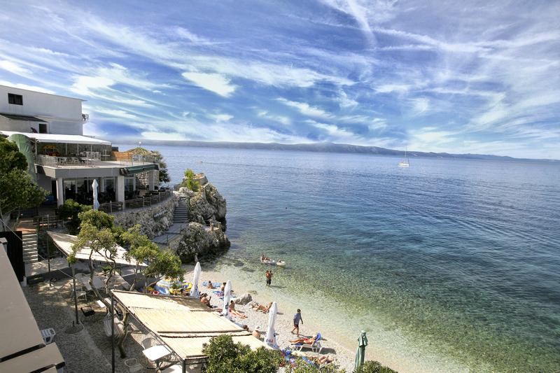 Beach Hotel - Genel