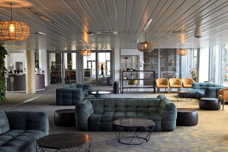 Lodge In - Bar