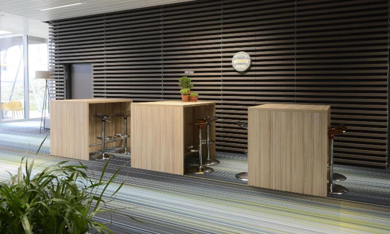 Lodge In - Lobi